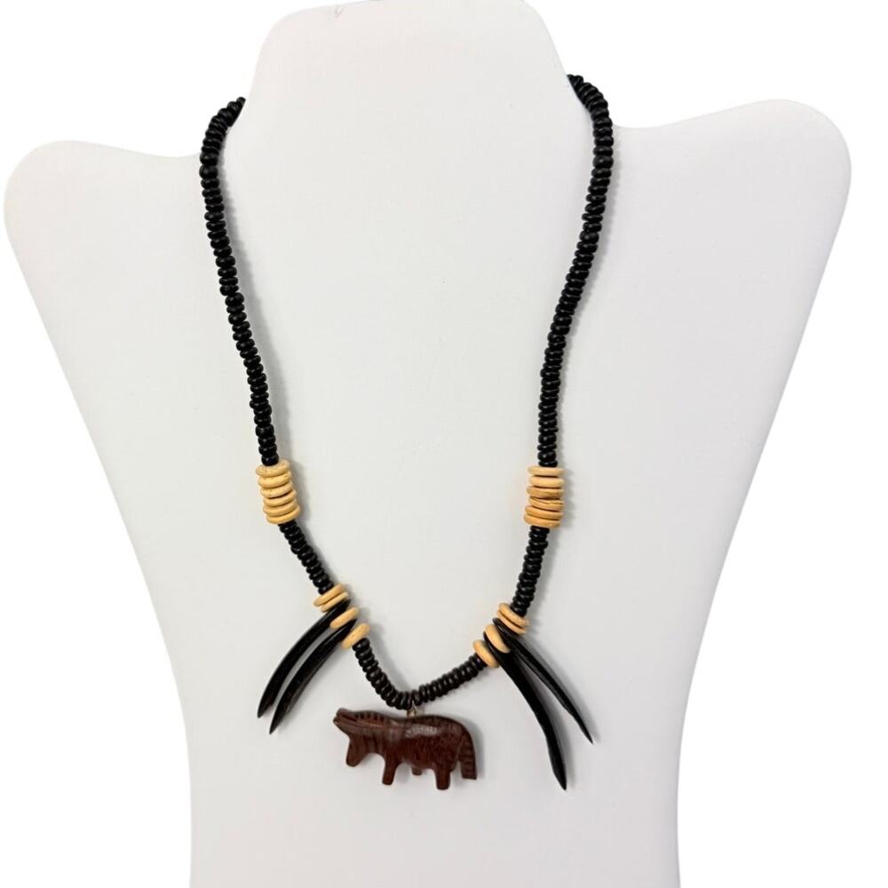 18" African Style Wooden Beaded Necklace Zebra with Barrel Clasp